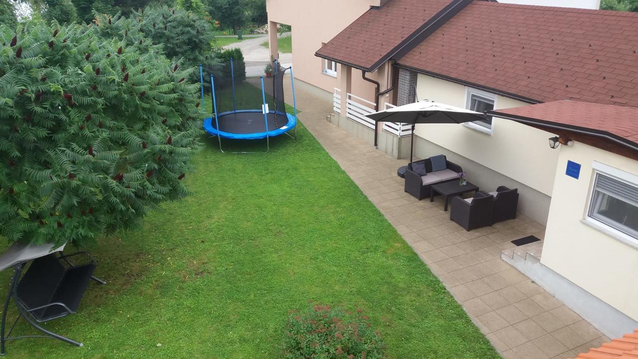 Apartment King Selište Drežničko Exterior foto